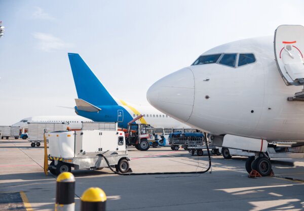 refueling-of-the-airplane-before-flight-aircraft-maintenance-fuel-at-the-airport-outdoors