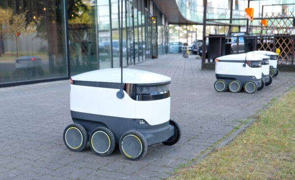 autonomous-delivery-robot-on-tallinn-estonia-estonian-company-developing-autonomous-delivery-vehic