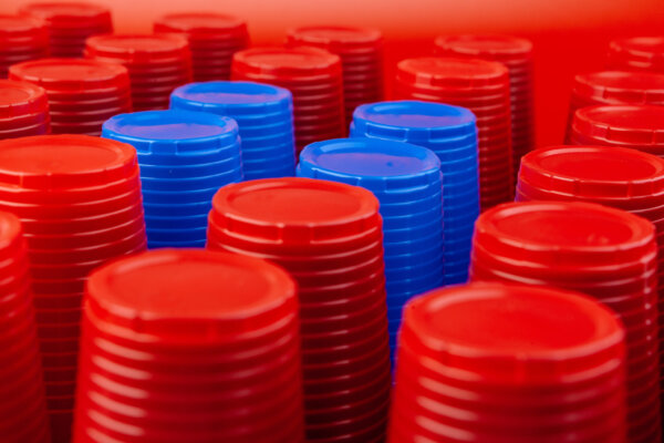 plenty-of-plastic-empty-colorful-cups-close-up-2025-02-24-19-28-17-utc-2048×1365-1