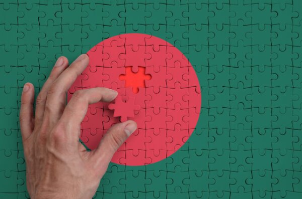 green-and-red-puzzle-completion-with-single-hand-2026-03-24-03-30-59-utc-2048×1356-1