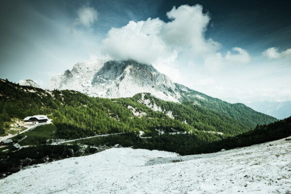 triglav-mount-in-slovenia-national-park-2026-09-24-10-11-24-utc-2048×1367-1